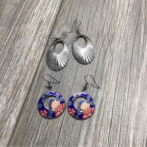 Dangle Earrings Enamel Pink Flowers Navy Blue + Silver Tone 80’s VTG
